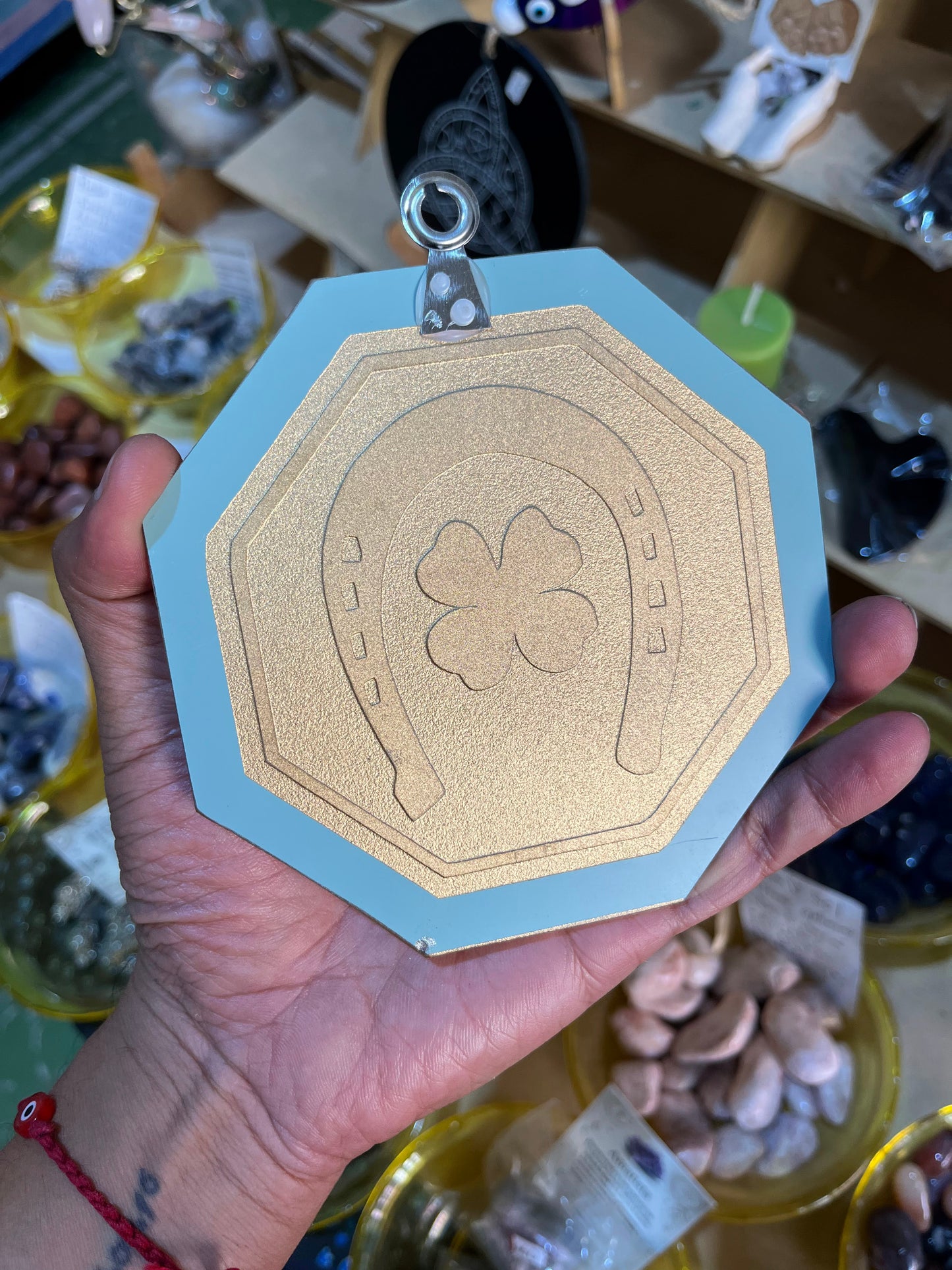 Espejo Octagonal con Herradura y Trébol
