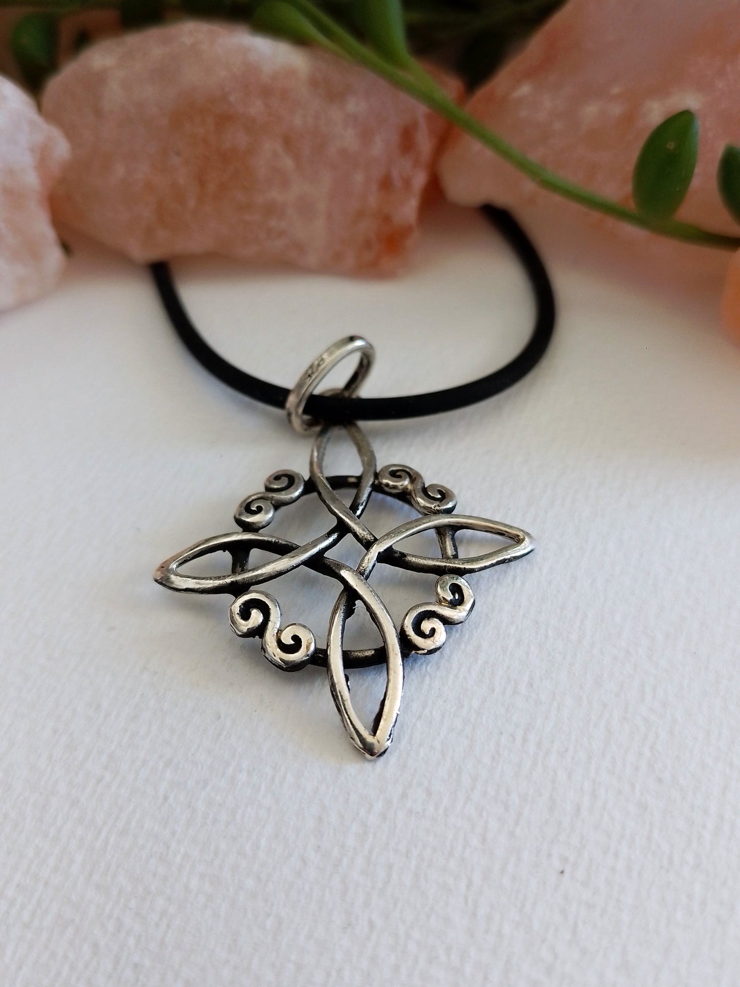 Dije nudo de bruja. Plata mod1
