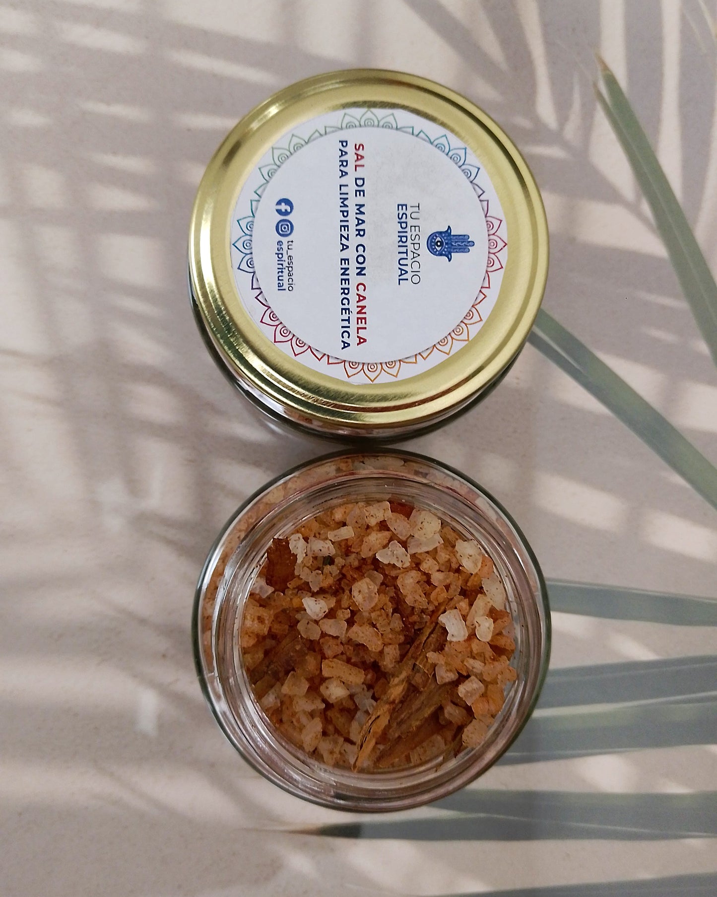 Sea salt prepared with cinnamon