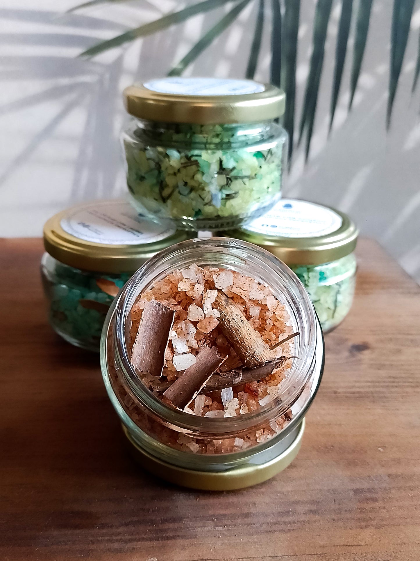 Sea salt prepared with cinnamon
