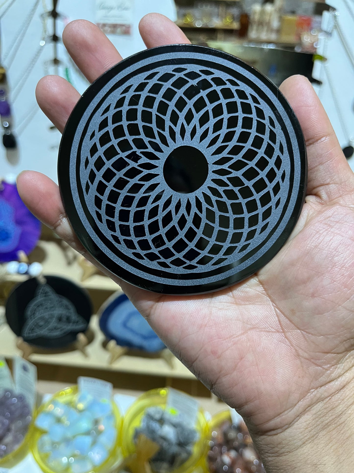 Espejo de Obsidiana con Grabado de Sensor Cósmico - Escudo y Conexión Astral
