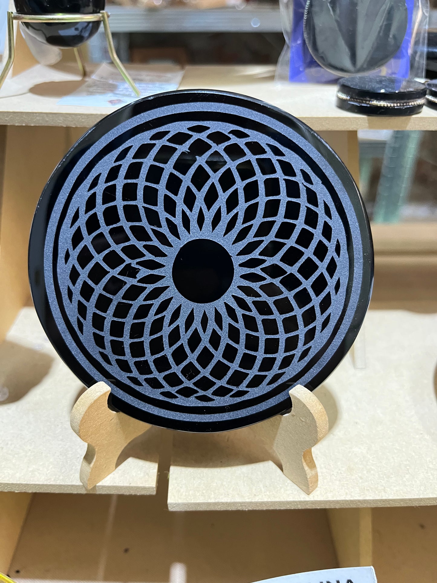 Espejo de Obsidiana con Grabado de Sensor Cósmico - Escudo y Conexión Astral