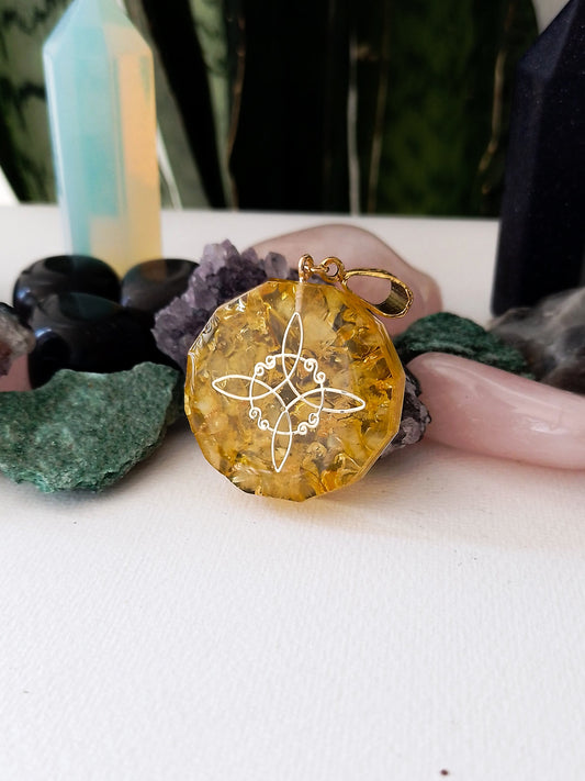 Resin Orgonite with Citrine Quartz with Witch's Knot