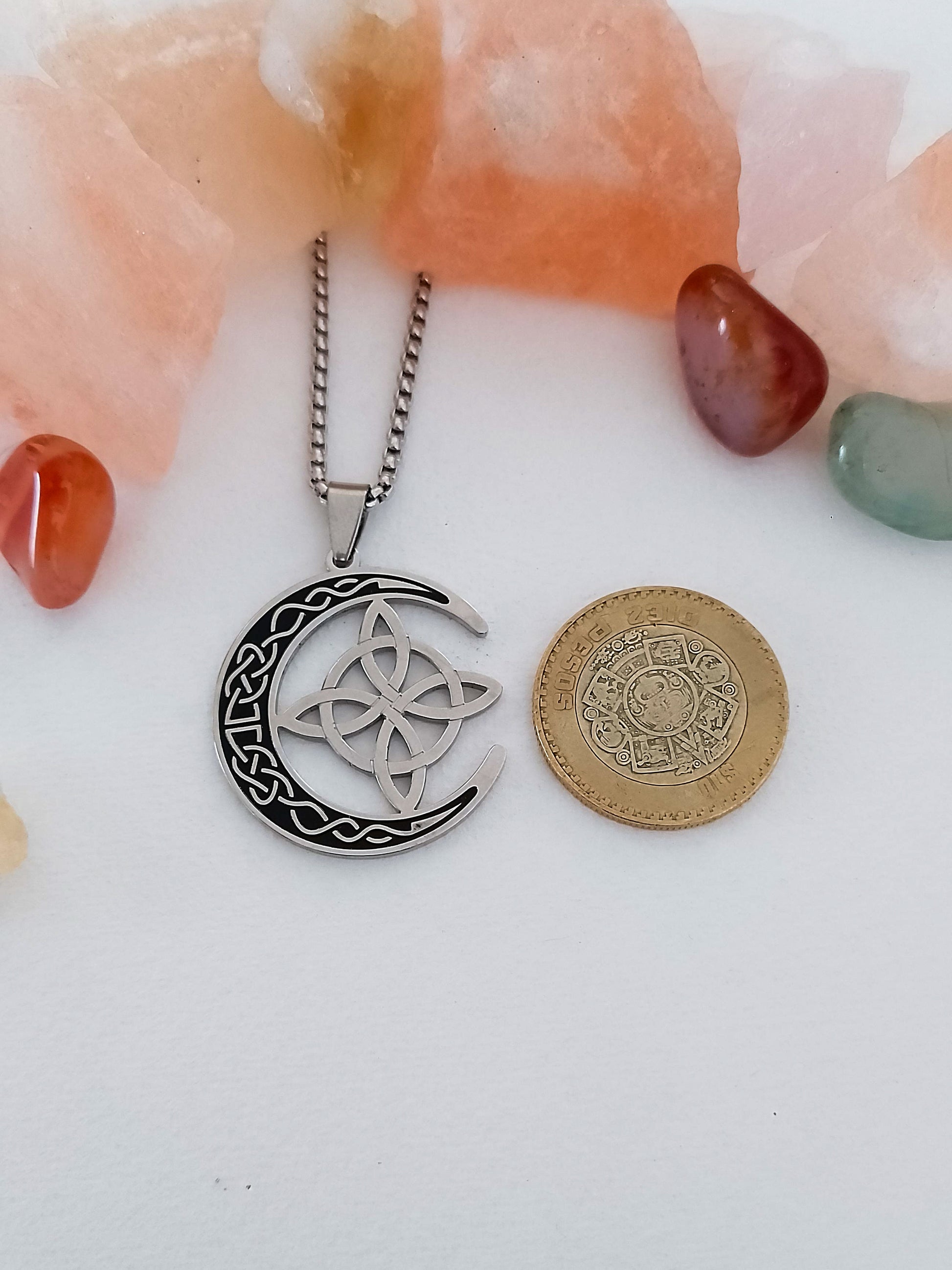 Nudo de bruja luna amuleto dije