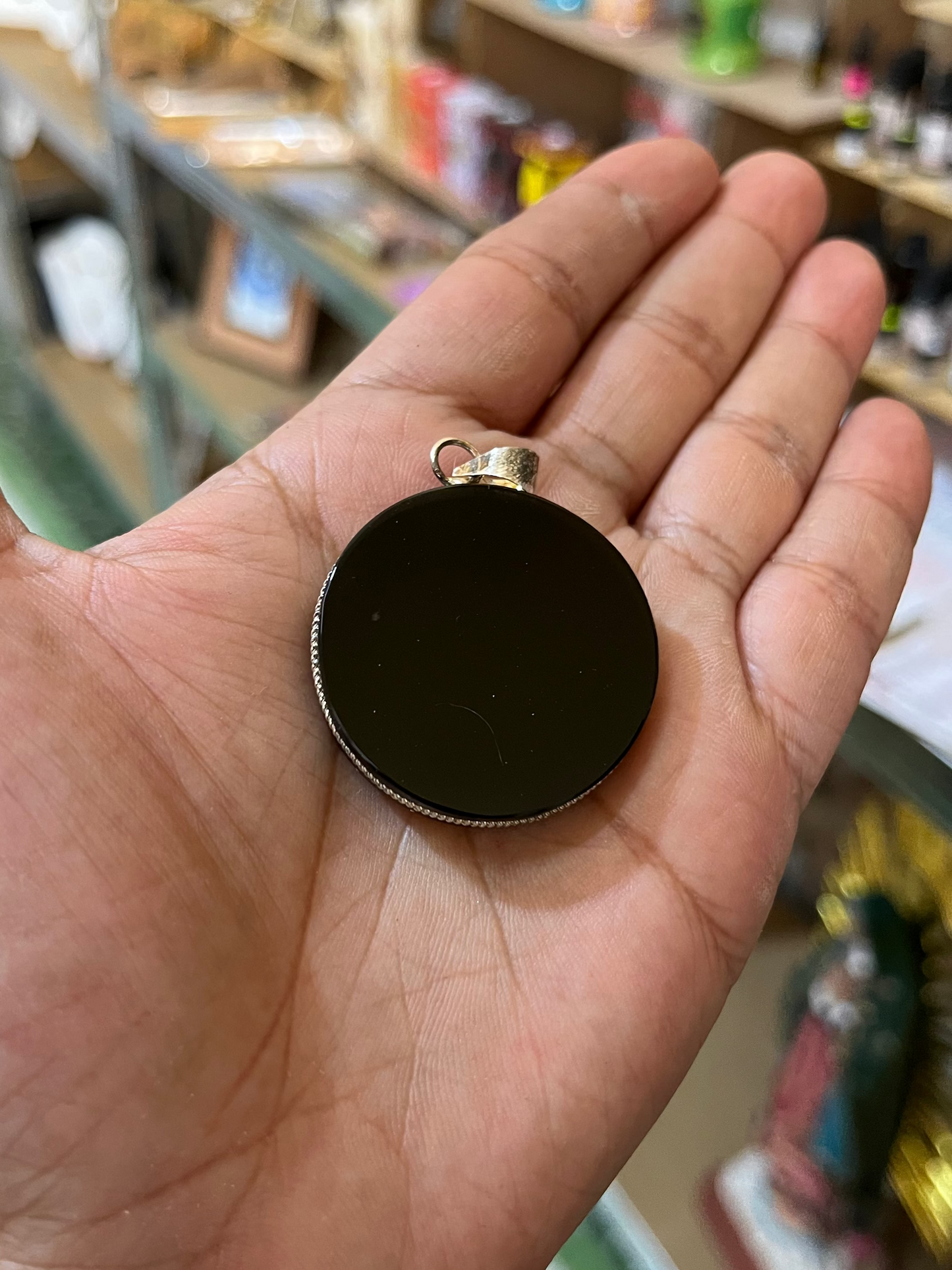 Dije Espejo de obsidiana. Mediano