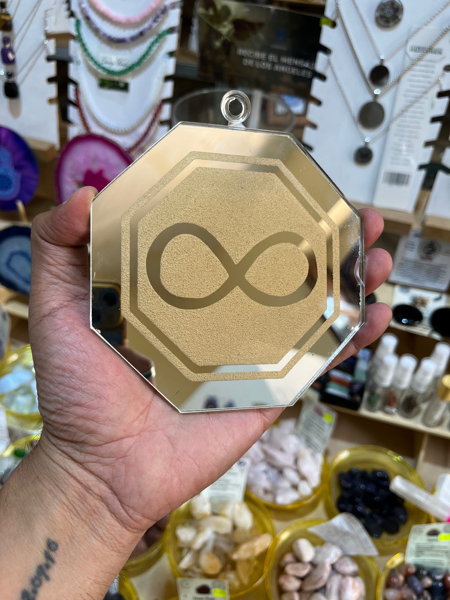 Espejo Octagonal Símbolo Infinito | Amuleto de Protección y Abundancia