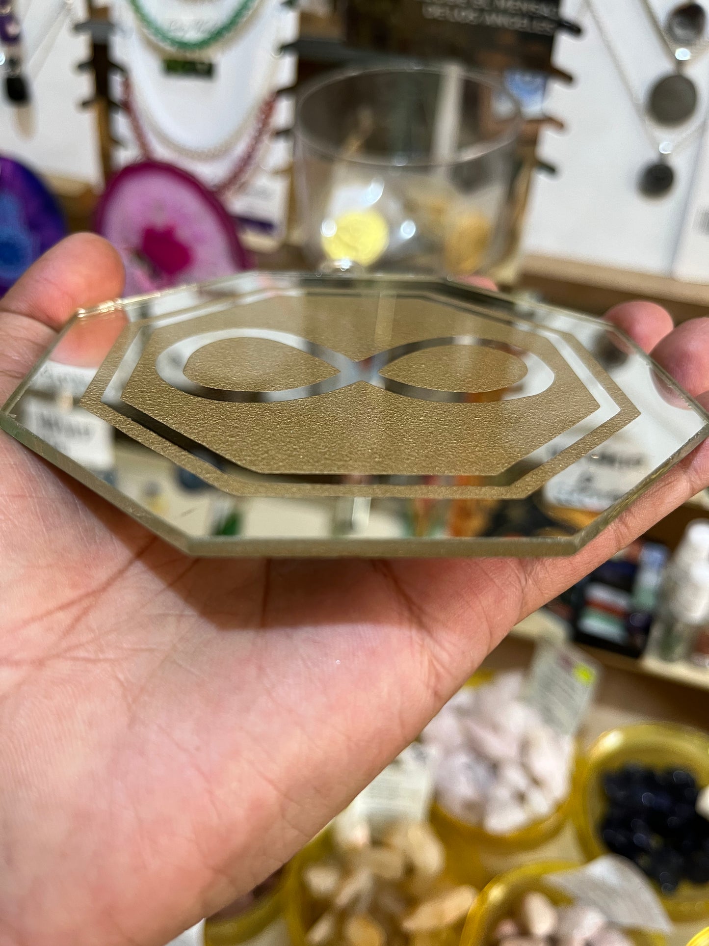 Espejo Octagonal Símbolo Infinito | Amuleto de Protección y Abundancia